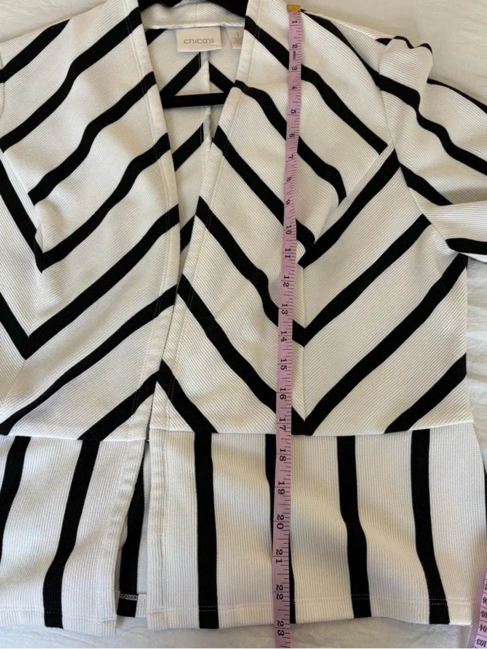 Chico’s Women’s Black & White Striped Open Front Cardigan Blazer - Picture 9 of 9